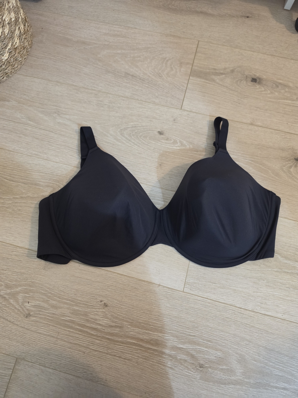 SKIMS Fits Everybody Tshirt Bra